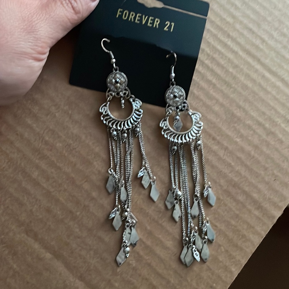 FOREVER 21 BOHO EARRINGS